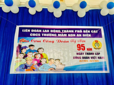 BỮA CƠM CÔNG ĐOÀN GẮN KẾT YÊU THƯƠNG